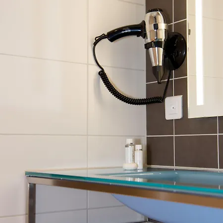 The Bowling Szálloda Grens