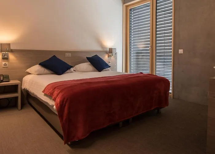 The Bowling ホテル