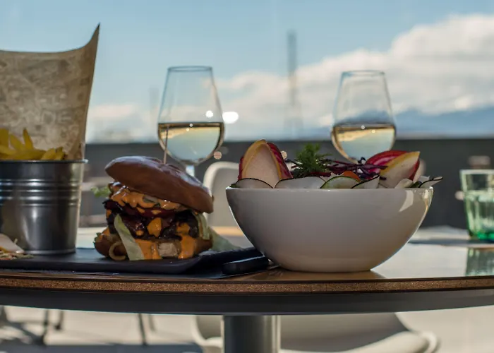 ホテル The Bowling 3*