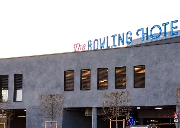 The Bowling ホテル 3*